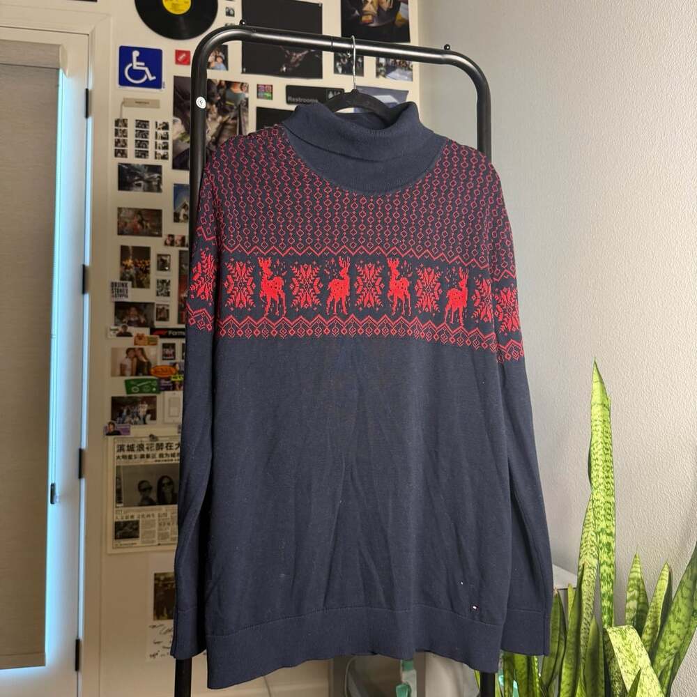 Tommy Hilfiger Navy Blue and Red Reindeer Nordic Turtleneck Sweater